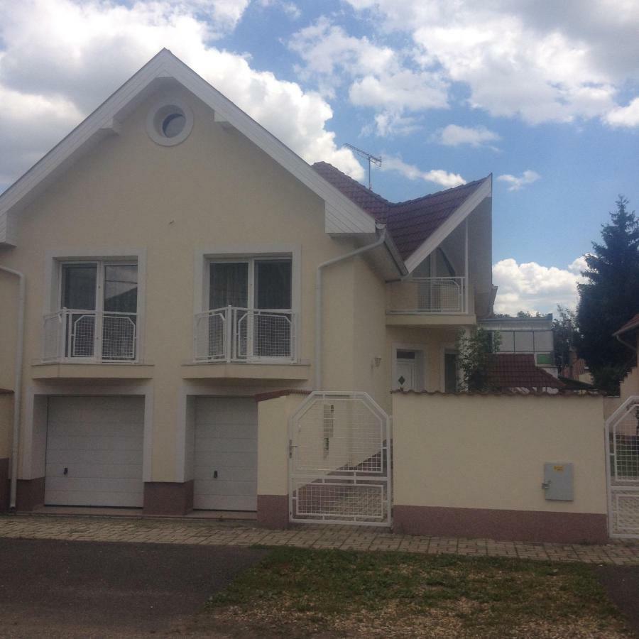 Apartament Alomhaz Hajdúszoboszló Zewnętrze zdjęcie